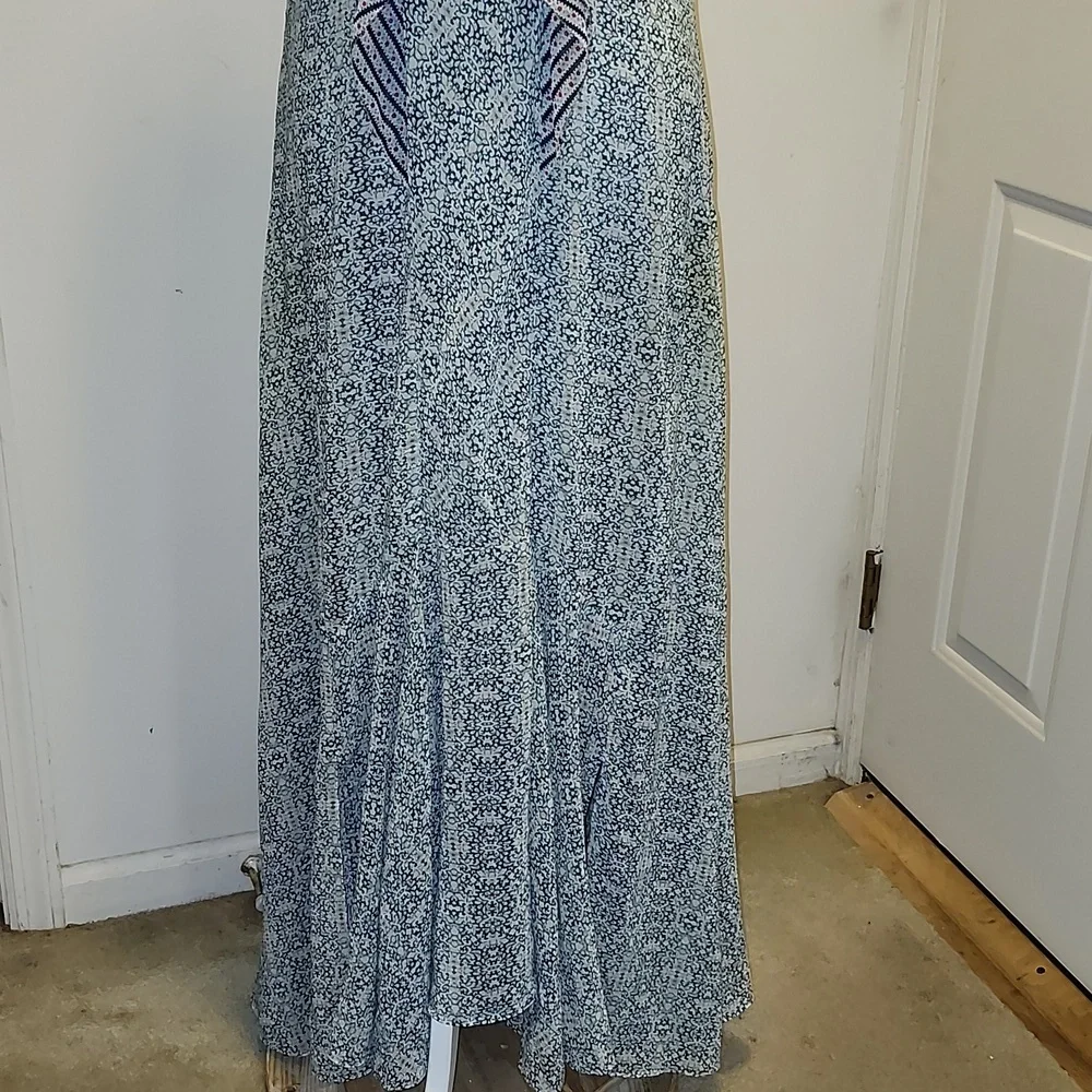 Cabi Maxi Slip Dress Flowy Size 8 Romantic Sexy Party - Picture 2 of 10